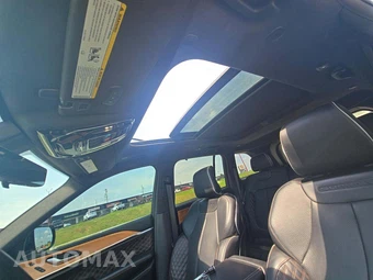 2022 Jeep Grand Cherokee 4xe Summit Reserve - miniatura 8