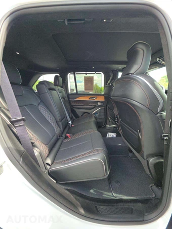 2022 Jeep Grand Cherokee 4xe Summit Reserve - miniatura 13