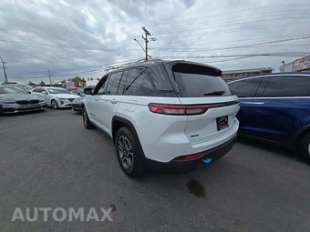 2022 Jeep Grand Cherokee 4xe Trailhawk - miniatura 2