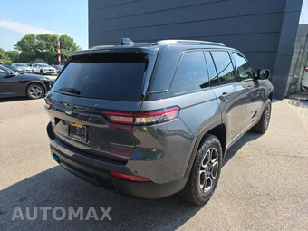 2022 Jeep Grand Cherokee 4xe Trailhawk - miniatura 3