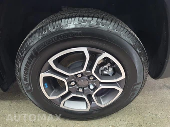 2022 Jeep Grand Cherokee 4xe Trailhawk - miniatura 11