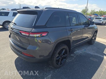 2022 Jeep Grand Cherokee Altitude - miniatura 4