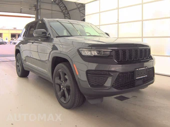 2022 Jeep Grand Cherokee Altitude - miniatura 3