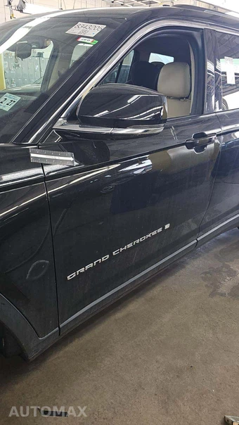 2022 Jeep Grand Cherokee L Limited - miniatura 26
