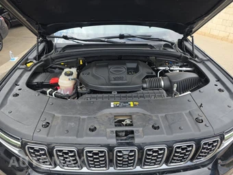 2022 Jeep Grand Cherokee L Summit - miniatura 16