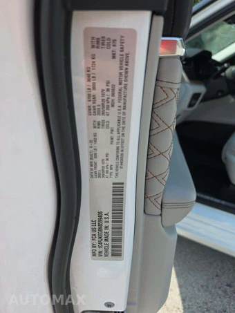 2022 Jeep Grand Cherokee L Summit - miniatura 2