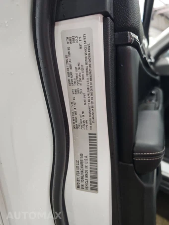 2022 Jeep Grand Cherokee Laredo - miniatura 14
