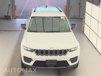 2022 Jeep Grand Cherokee Laredo - miniatura 2