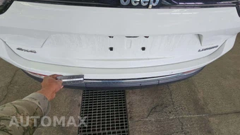 2022 Jeep Grand Cherokee Laredo - miniatura 23