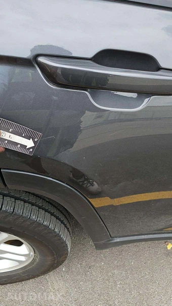 2022 Jeep Grand Cherokee Laredo - miniatura 22