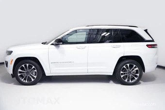 2022 Jeep Grand Cherokee Overland - miniatura 4