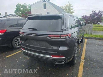 2022 Jeep Grand Cherokee Overland - miniatura 3