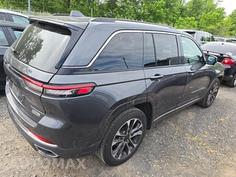 2022 Jeep Grand Cherokee Overland - miniatura 4