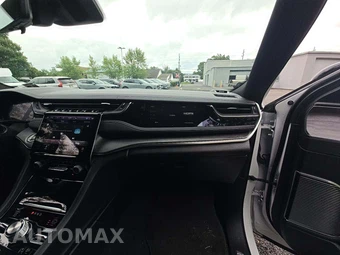 2022 Jeep Grand Cherokee Overland - miniatura 19