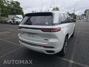 2022 Jeep Grand Cherokee Overland - miniatura 3