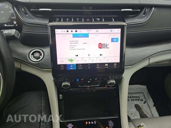 2022 Jeep Grand Cherokee Overland - miniatura 10