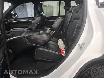 2022 Jeep Grand Cherokee Overland - miniatura 13