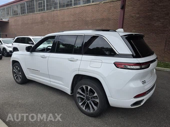2022 Jeep Grand Cherokee Overland - miniatura 10