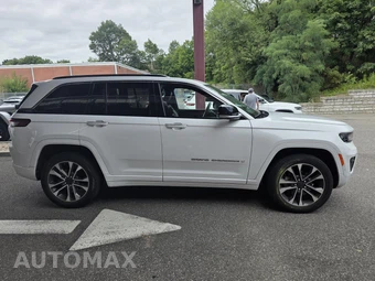 2022 Jeep Grand Cherokee Overland - miniatura 16