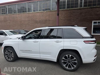 2022 Jeep Grand Cherokee Overland - miniatura 24