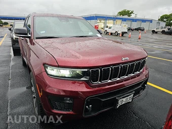 2022 Jeep Grand Cherokee Overland - miniatura 2