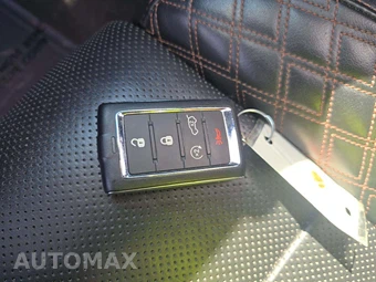 2022 Jeep Grand Cherokee Summit - miniatura 5