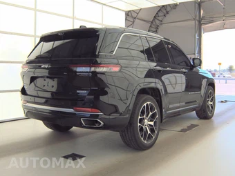 2022 Jeep Grand Cherokee Summit Reserve - miniatura 4