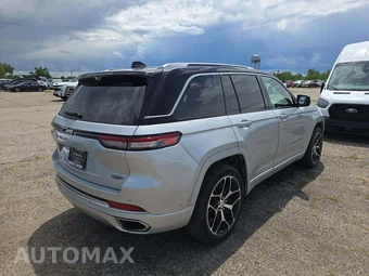 2022 Jeep Grand Cherokee Summit Reserve - miniatura 3