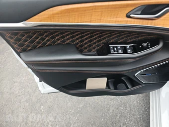 2022 Jeep Grand Cherokee Summit Reserve - miniatura 14