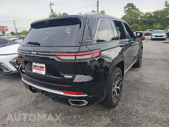 2022 Jeep Grand Cherokee Summit Reserve - miniatura 3