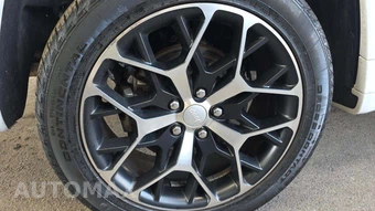 2022 Jeep Grand Cherokee Summit Reserve - miniatura 25