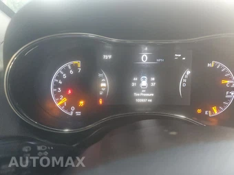 2022 Jeep Grand Cherokee WK Laredo E - miniatura 12