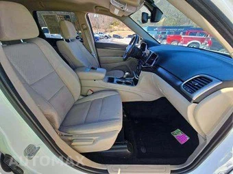 2022 Jeep Grand Cherokee WK Laredo E - miniatura 19
