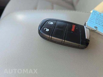 2022 Jeep Grand Cherokee WK Laredo E - miniatura 9