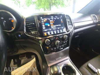 2022 Jeep Grand Cherokee WK Laredo E - miniatura 10