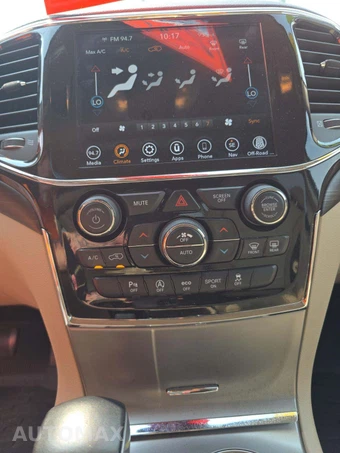 2022 Jeep Grand Cherokee WK Laredo E - miniatura 10