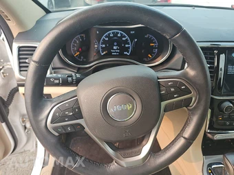 2022 Jeep Grand Cherokee WK Laredo E - miniatura 16