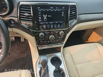 2022 Jeep Grand Cherokee WK Laredo E - miniatura 17