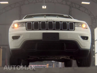 2022 Jeep Grand Cherokee WK Laredo E - miniatura 3