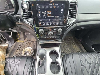 2022 Jeep Grand Cherokee WK Laredo E - miniatura 7