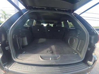 2022 Jeep Grand Cherokee WK Laredo X - miniatura 11