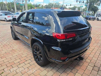 2022 Jeep Grand Cherokee WK Laredo X - miniatura 2