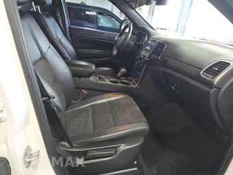 2022 Jeep Grand Cherokee WK Laredo X - miniatura 8