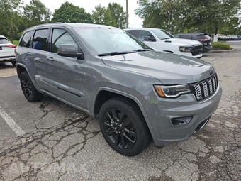 2022 Jeep Grand Cherokee WK Laredo X - miniatura 4