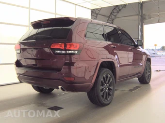2022 Jeep Grand Cherokee WK Laredo X - miniatura 4