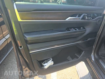 2022 Jeep Grand Wagoneer Series I - miniatura 9