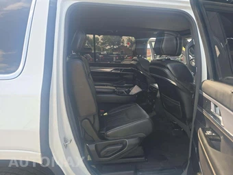 2022 Jeep Grand Wagoneer Series I - miniatura 14