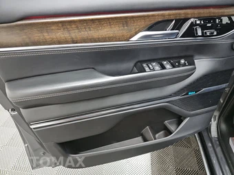 2022 Jeep Grand Wagoneer Series II - miniatura 9
