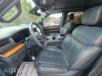 2022 Jeep Grand Wagoneer Series II - miniatura 7