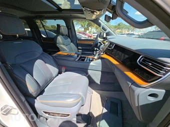 2022 Jeep Grand Wagoneer Series II - miniatura 19